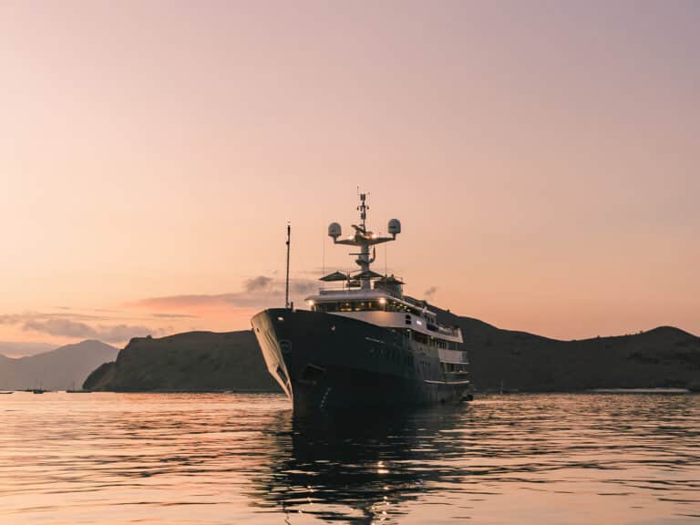 bali yacht service