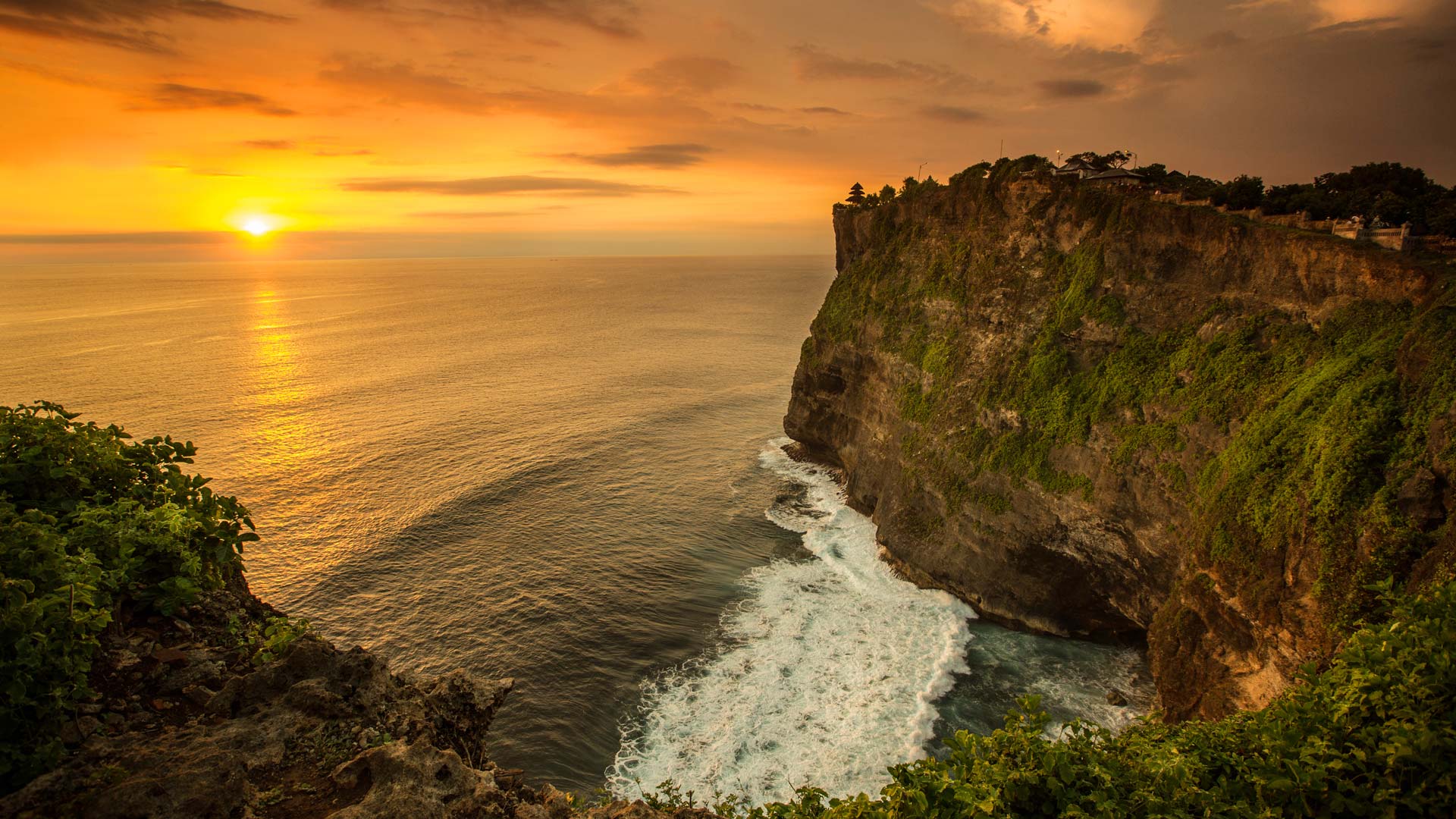 Uluwatu Sunset - Ultimate Bali